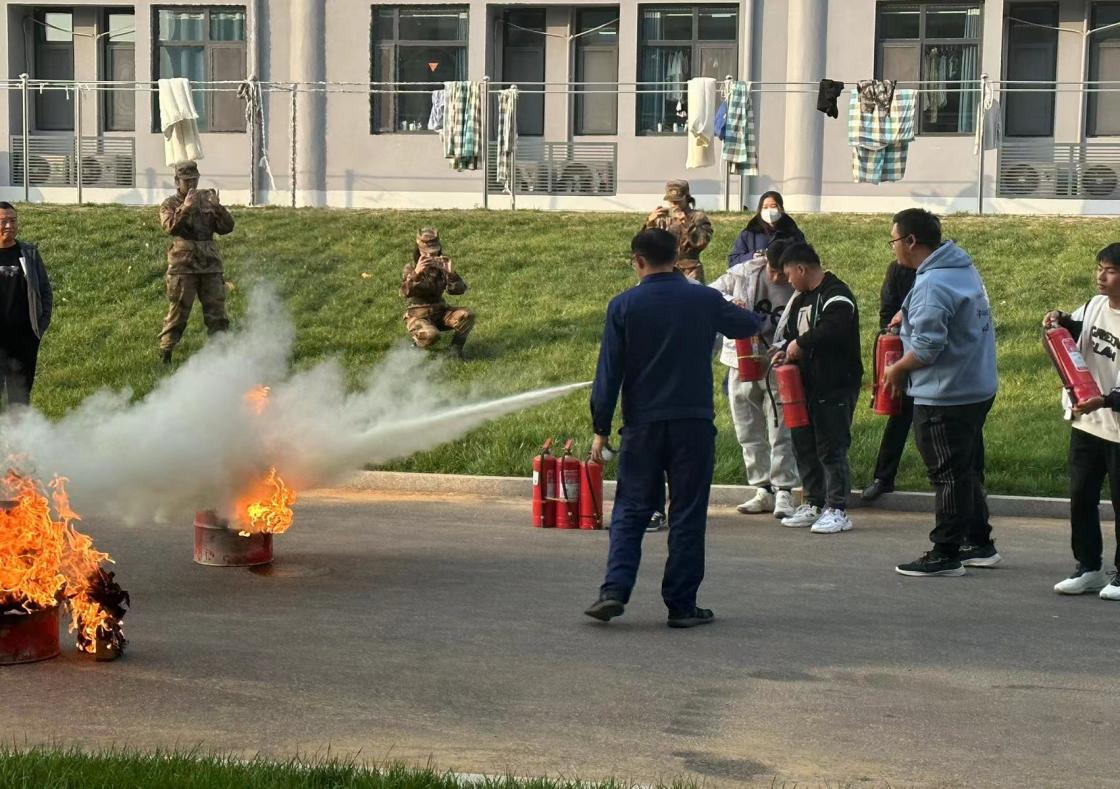 “预防为主，生命至上”——学院开展2023年度消防培训暨疏散演练活动